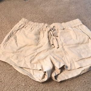Tan linen shorts size medium